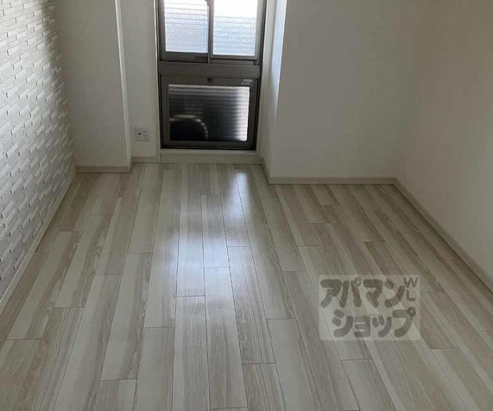 【パデシオン長岡京西山天王山駅前】間取