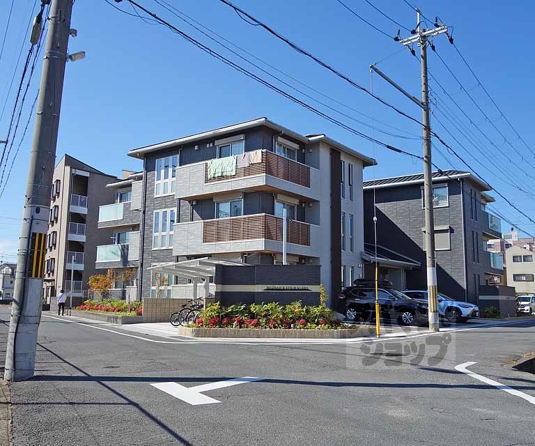 エオニオ桂川