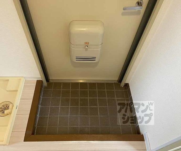 【アパートメント亀岡】間取