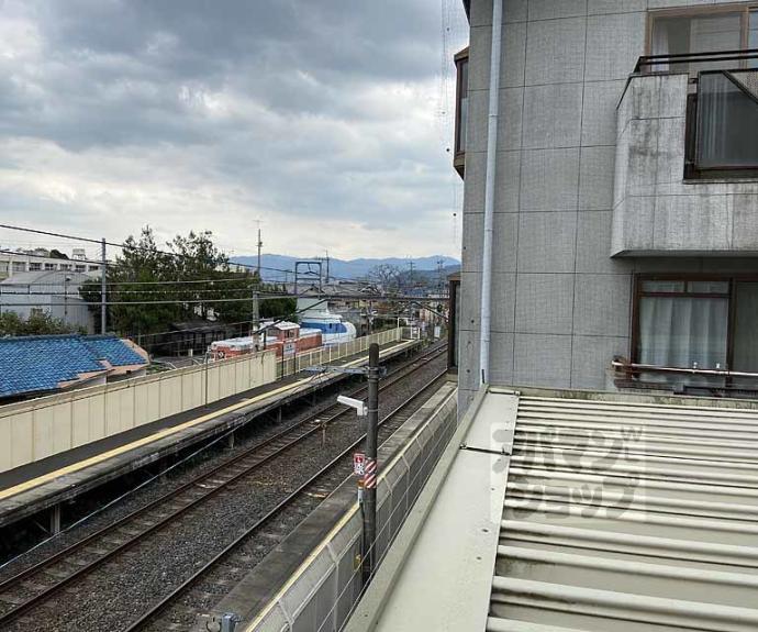 【アパートメント亀岡】間取