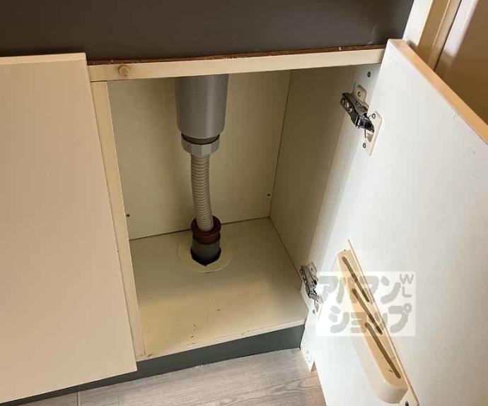 【アパートメント亀岡】間取