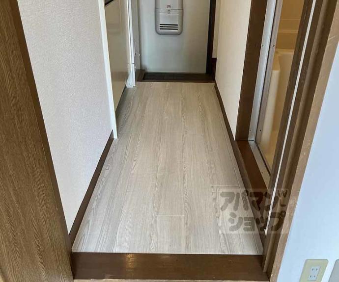 【アパートメント亀岡】間取