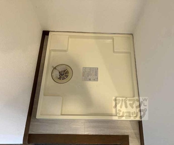 【アパートメント亀岡】間取