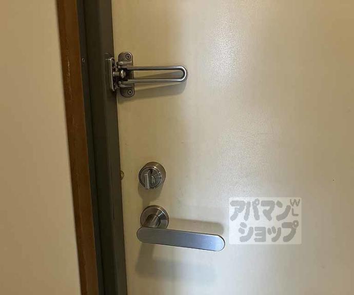 【アパートメント亀岡】間取