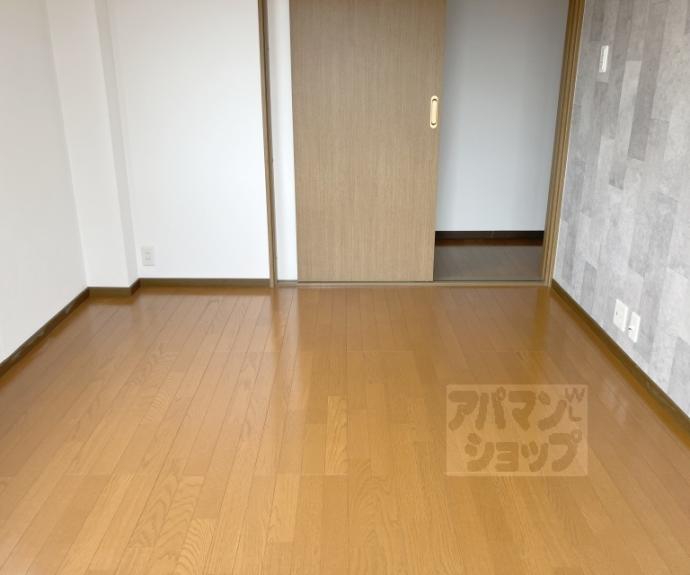 【ツインズマンション馬堀】間取