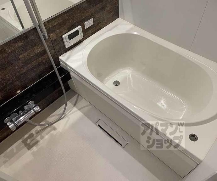 【シャーメゾン八条が丘】間取