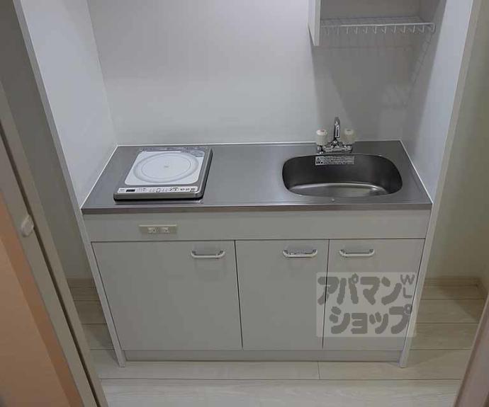 【オーシャンズ西向日】間取