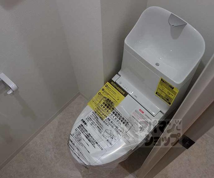 【オーシャンズ西向日】間取