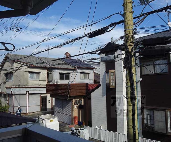 【オーシャンズ西向日】間取