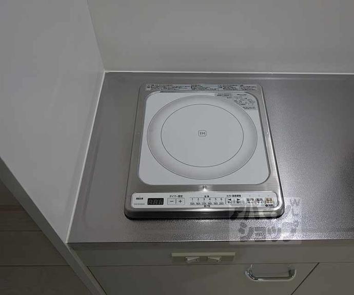 【オーシャンズ西向日】間取