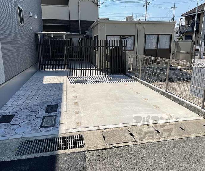 【カロ 洛西口 アネックス】間取