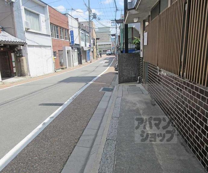 【深草極楽町の山崎貸家】間取