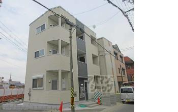 ハーモニーテラス深草向川原町：間取図