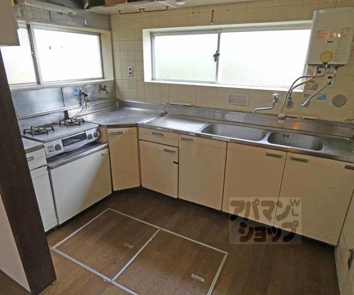 【修学院千万田町貸家12-15】間取