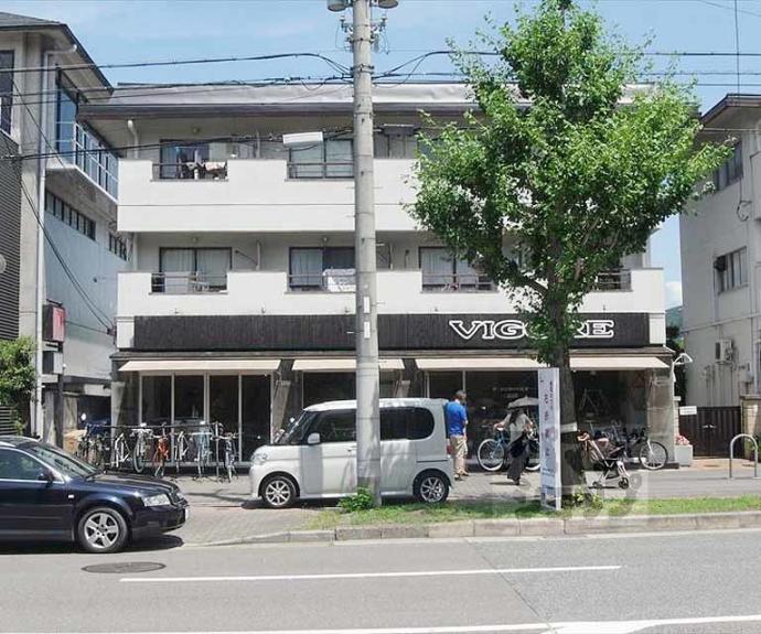 【ヴィラサンモリッツ】間取