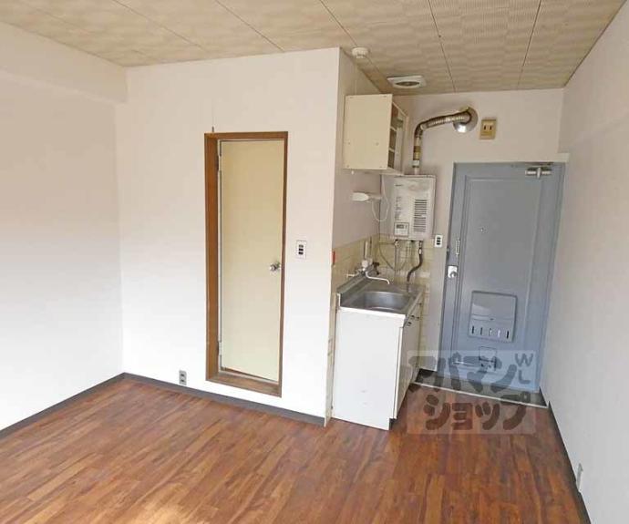 【ヴィラサンモリッツ】間取