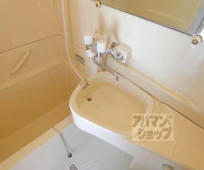 【ヴィラサンモリッツ】間取