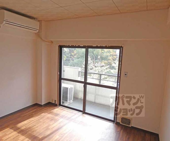 【ヴィラサンモリッツ】間取