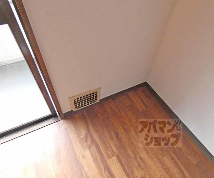 【ヴィラサンモリッツ】間取