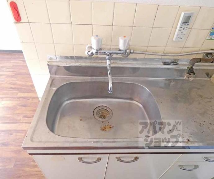 【ヴィラサンモリッツ】間取