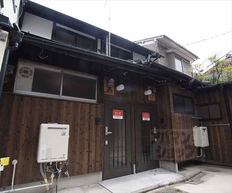 東山三条今道町貸家