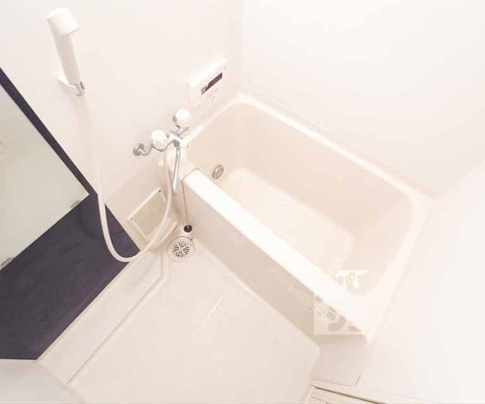 【ハイツｍｏｎ．ＹＯＳＨＩＤＡ】間取