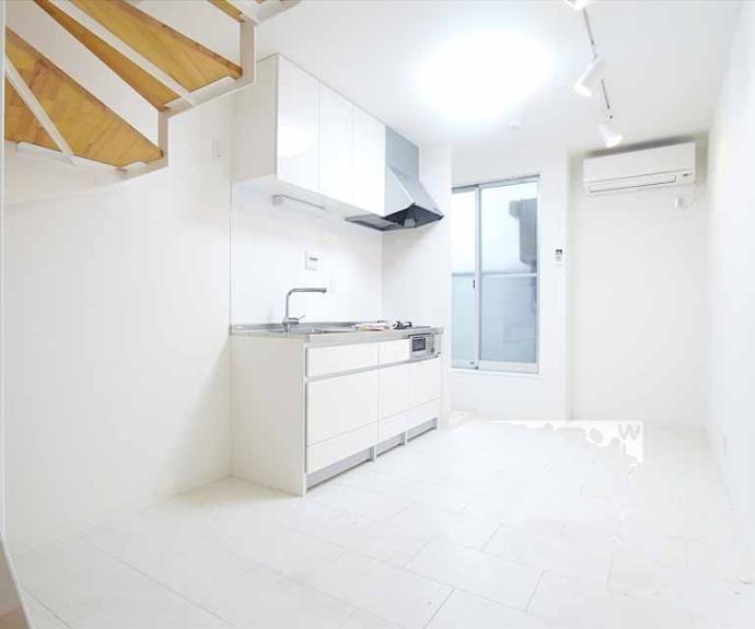 【ハイツｍｏｎ．ＹＯＳＨＩＤＡ】間取