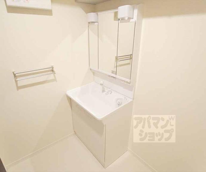 【シャーメゾン京】間取