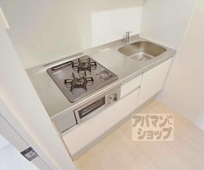 【シャーメゾン京】間取