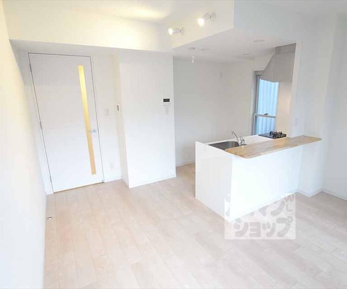 【ＬＥＢＥＮＳ　ＢＡＵＭⅡ】間取