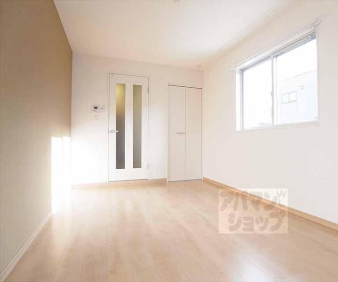 【ガーネット鞠小路】間取