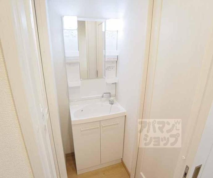 【ガーネット鞠小路】間取