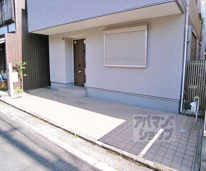 【吉田上大路町貸家】間取