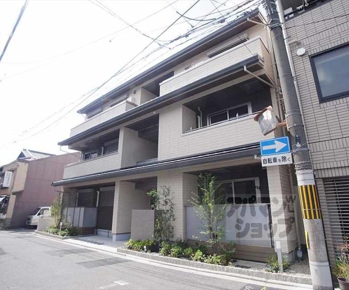 【Ｌａ　ｊｏｌｌａ】間取