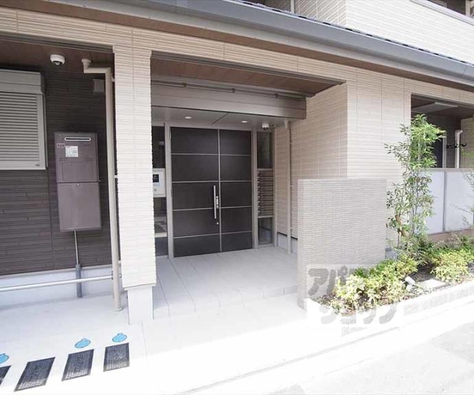 【Ｌａ　ｊｏｌｌａ】間取