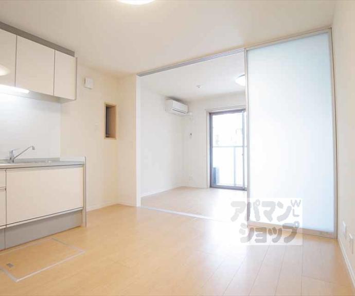 【Ｌａ　ｊｏｌｌａ】間取