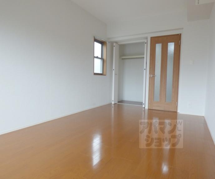 【２ｎｄ　Ｍｅ　ｂｌｄｇ】間取