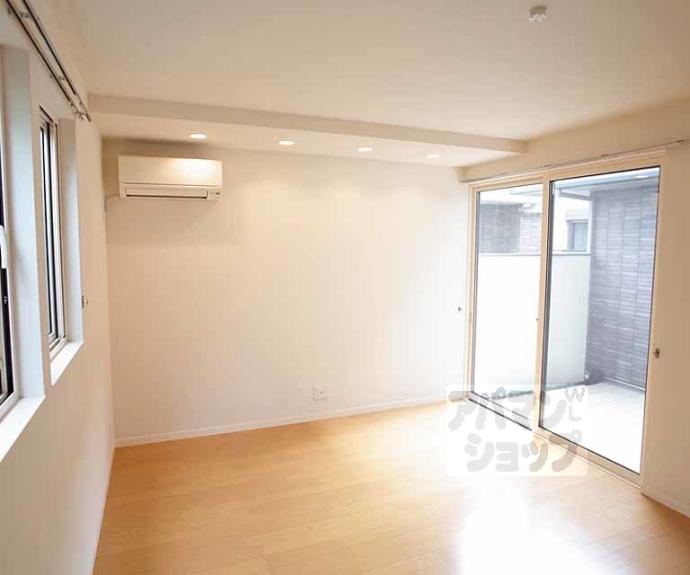 【ＮＩＰＯＴＥ（ニポーテ）】間取