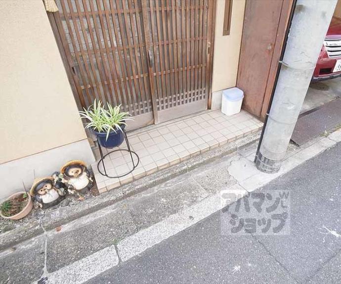 【吉田上大路町貸家23-1】間取