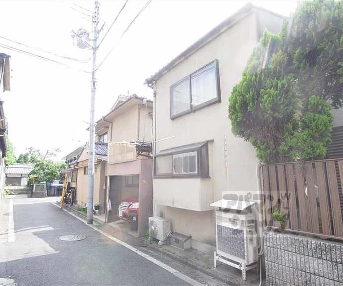 【吉田上大路町貸家23-1】間取