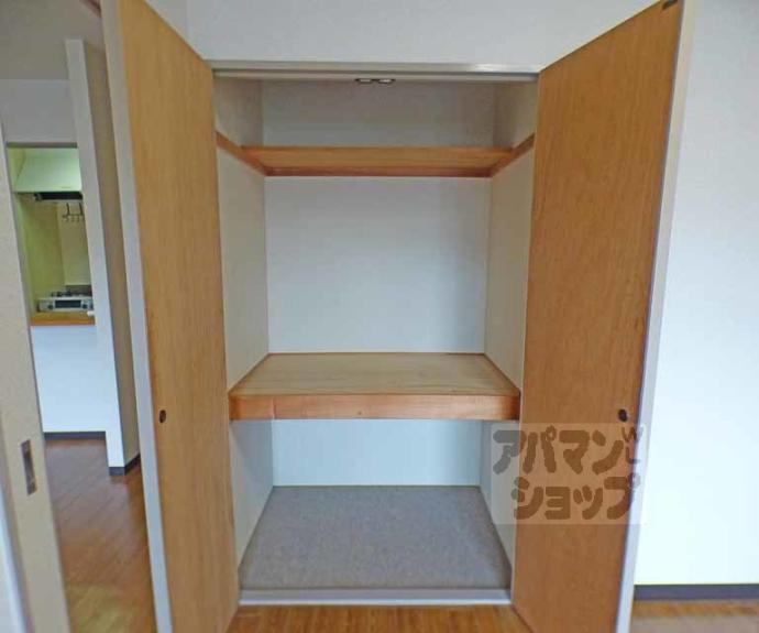 【志津屋ハイツ】