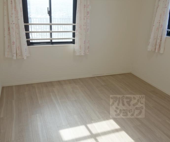 【京都桂川つむぎの街　ブライトスクエア】間取