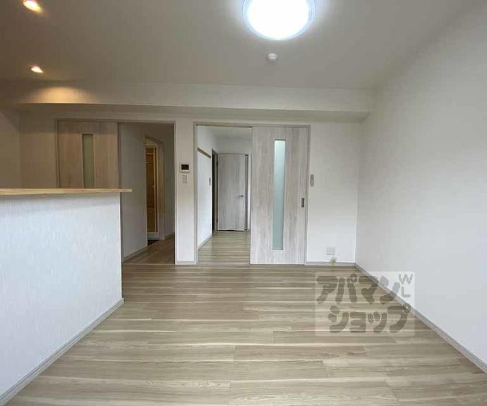 【シャルレ14番館】間取