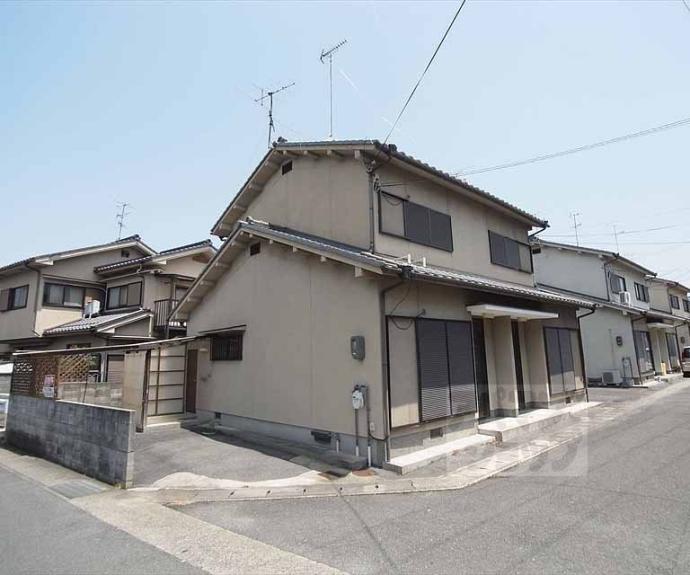 【御陵荒木町貸家】間取
