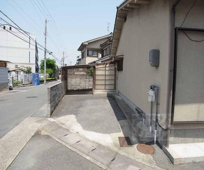 【御陵荒木町貸家】間取