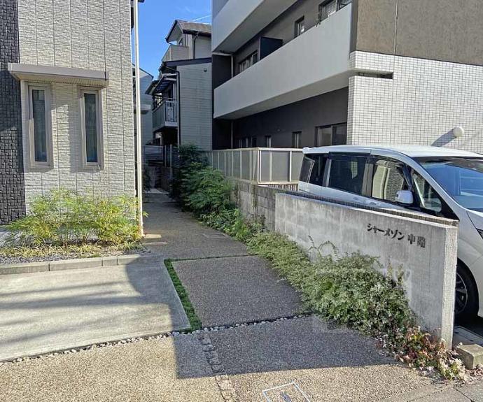 【シャーメゾン中路】間取