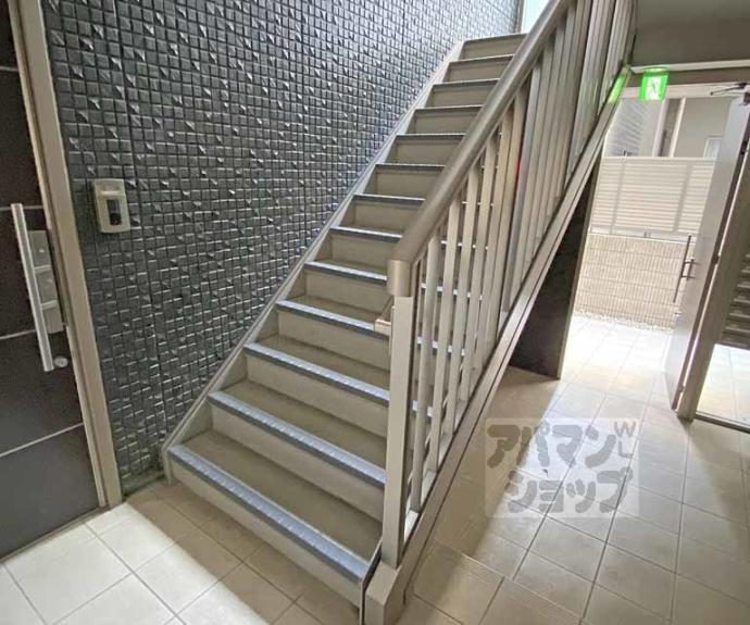 【シャーメゾン中路】間取