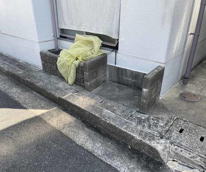 【ヒルサイドハウス】