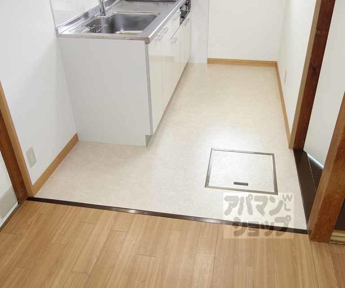 【山田弦馳町貸家４４】間取