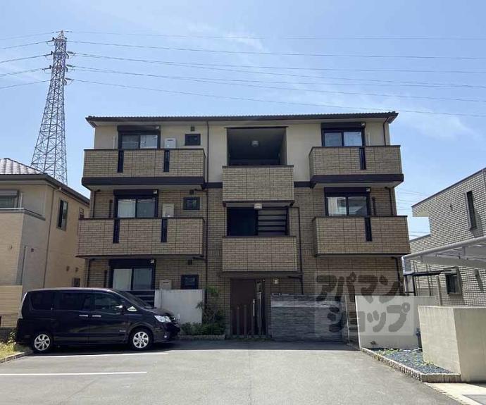 【ソレイユ洛西口】間取